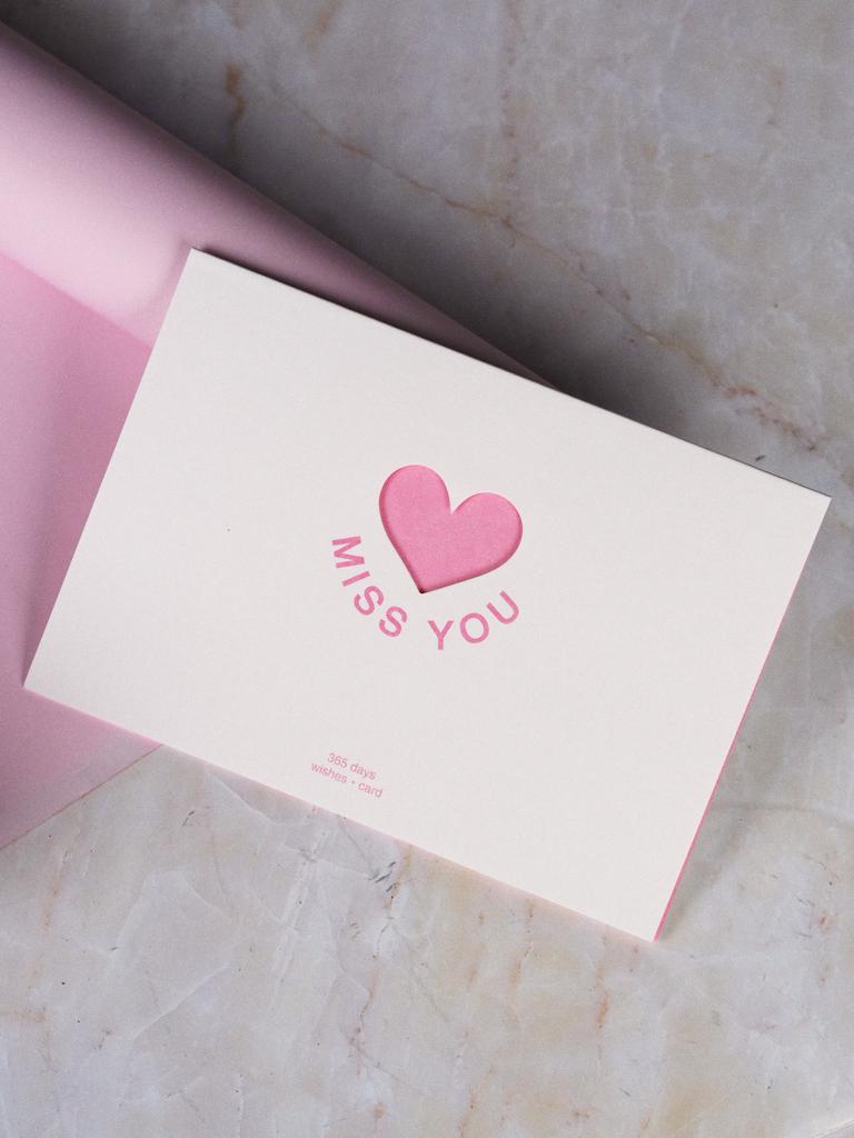 Открытка розовая miss you