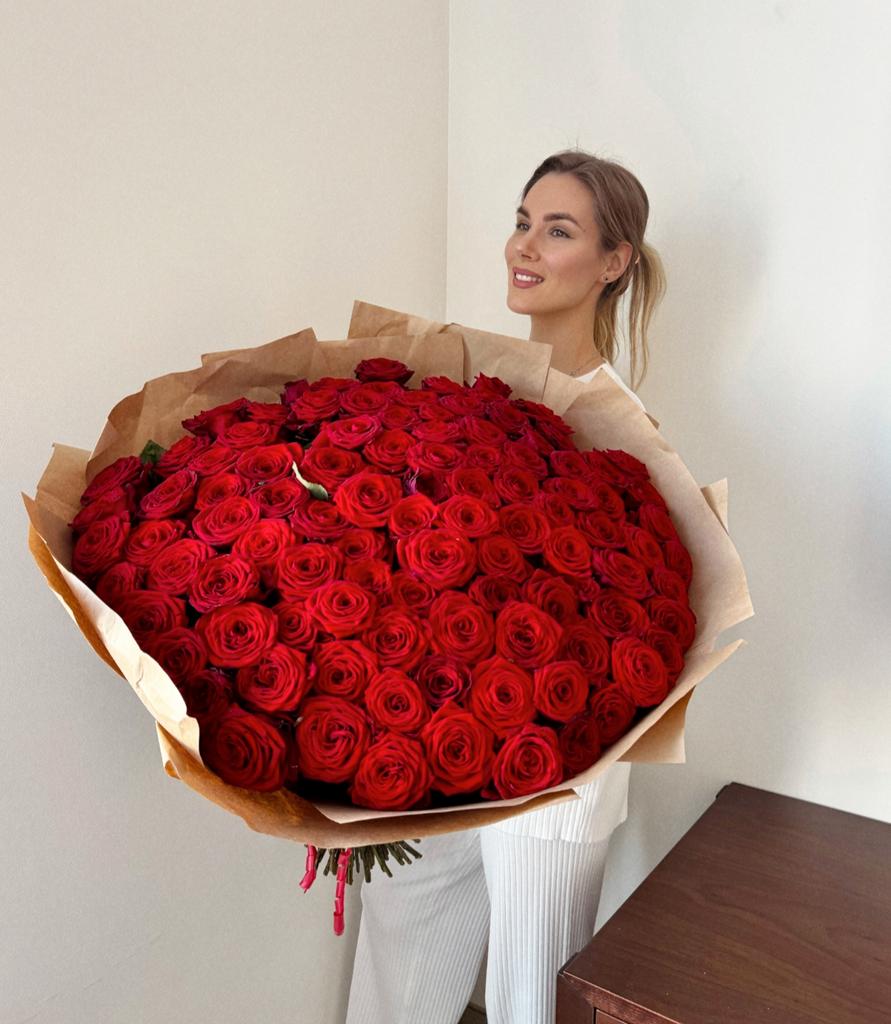 букет 101 красная роза