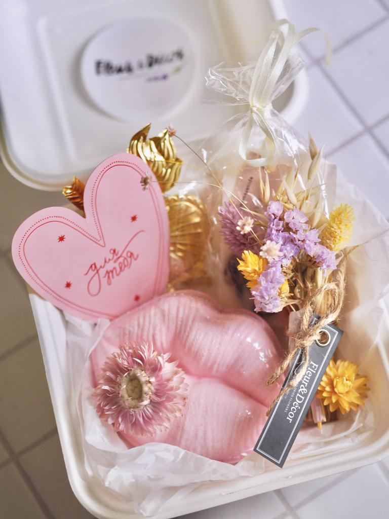 Подарочный набор для девушки