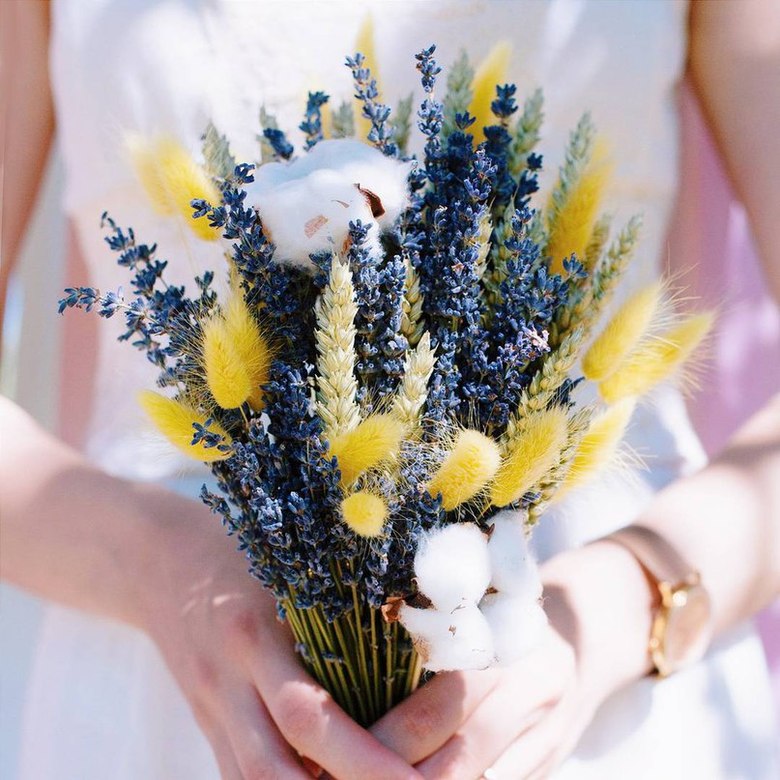 букет из сухоцветов