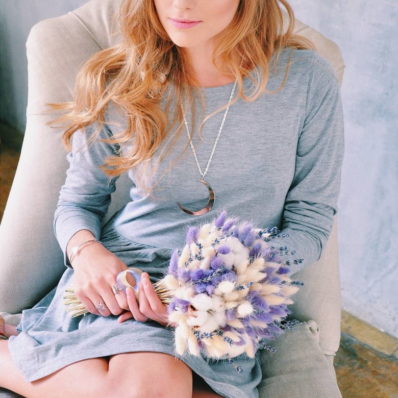 Объемный свадебный букет из лагуруса, хлопка и лаванды