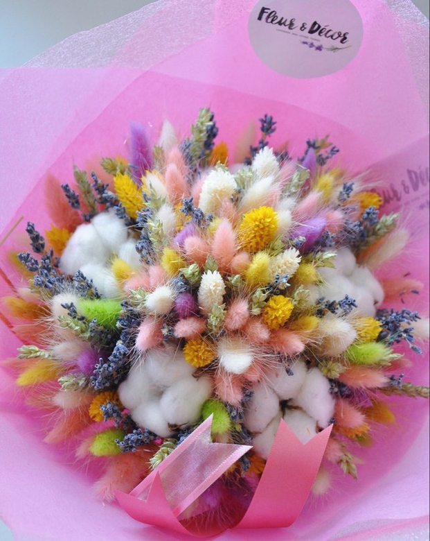 Разноцветный букет с лавандой и хлопком