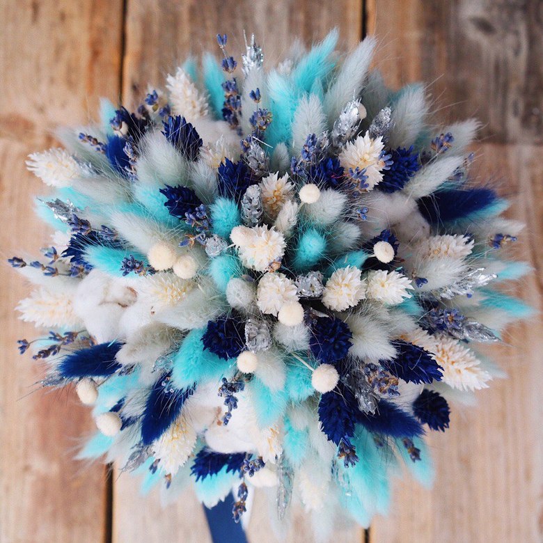 необычный букет из сухоцветов