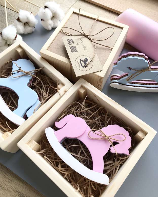 Сувенирная лошадка