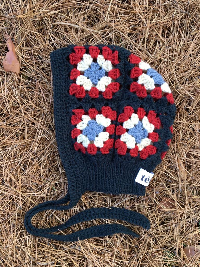 Чепчик кроше темно-синий