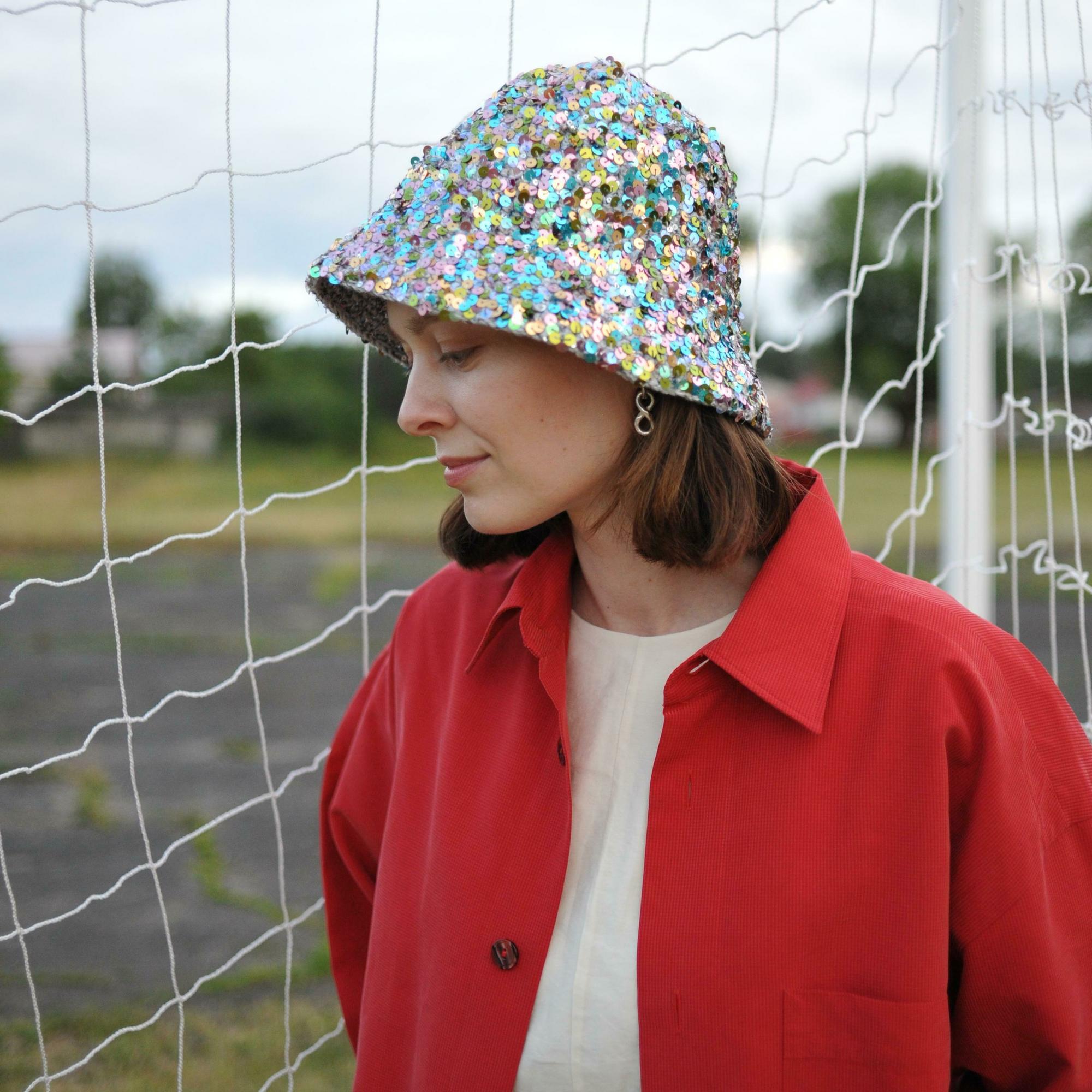 Панама с разноцветными пайетками серая (хлопок)