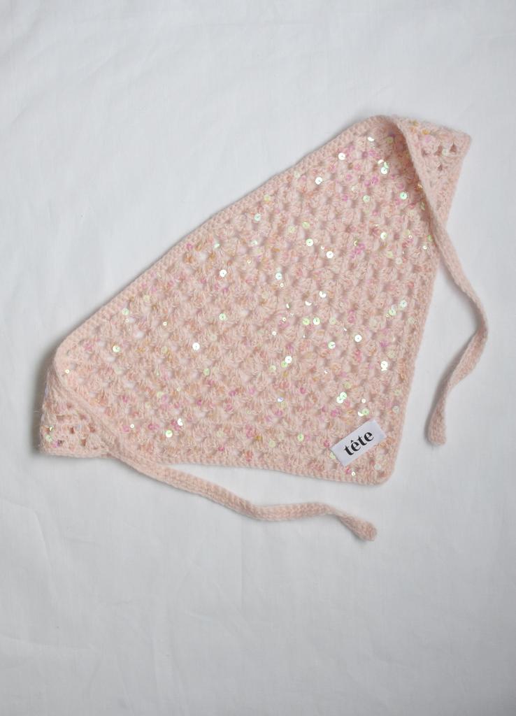 Косынка с пайетками светло-розовая (пух кролика)