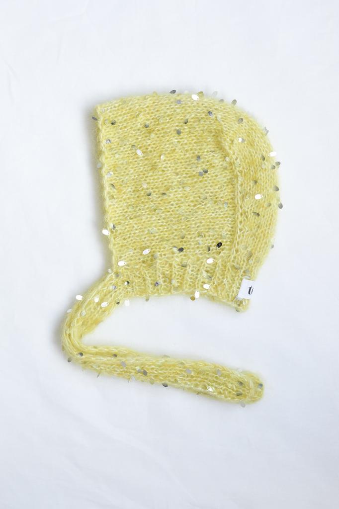 Чепчик с блёстками лимонный