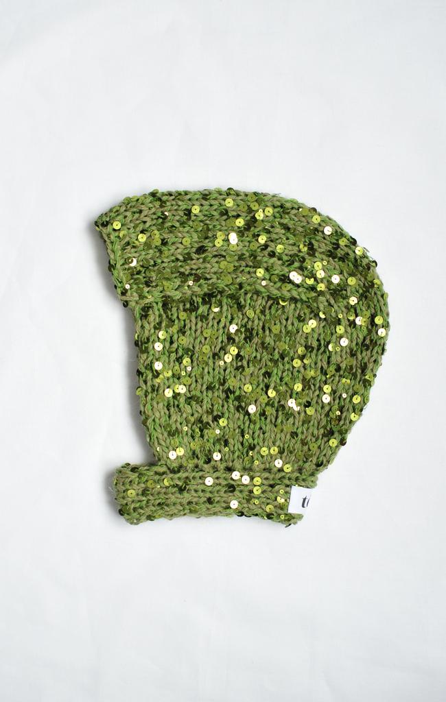 Чепчик с пайетками зелёный