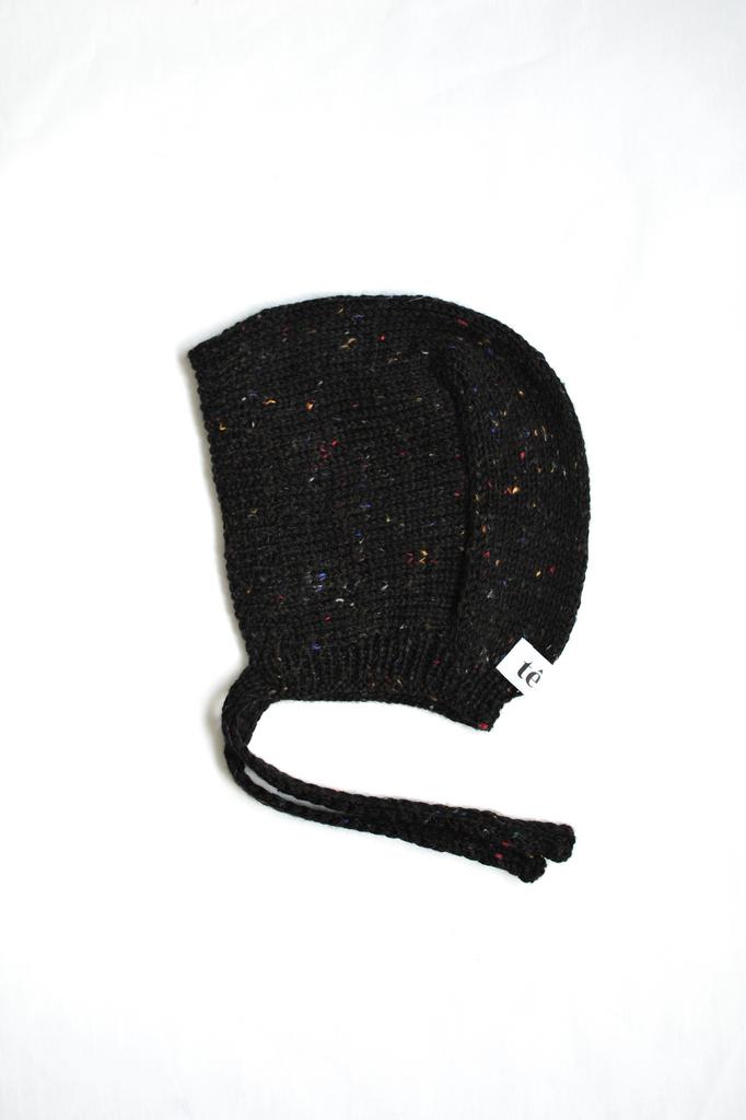 Чепчик чёрный  меланж