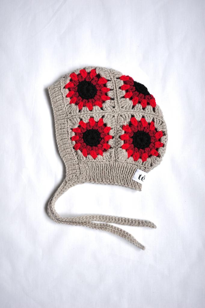 Чепчик кроше серо-бежевый