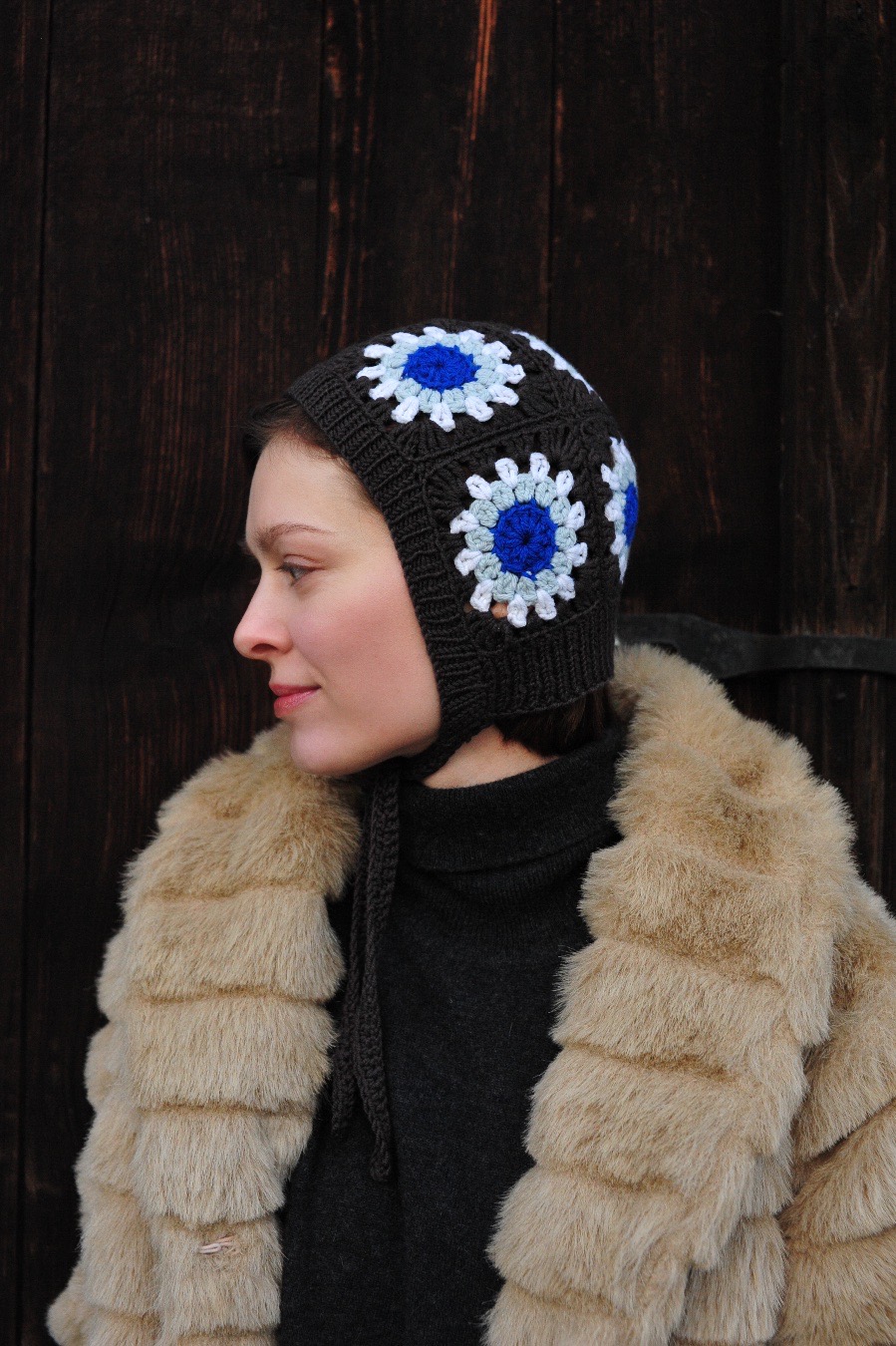 Чепчик кроше коричневый