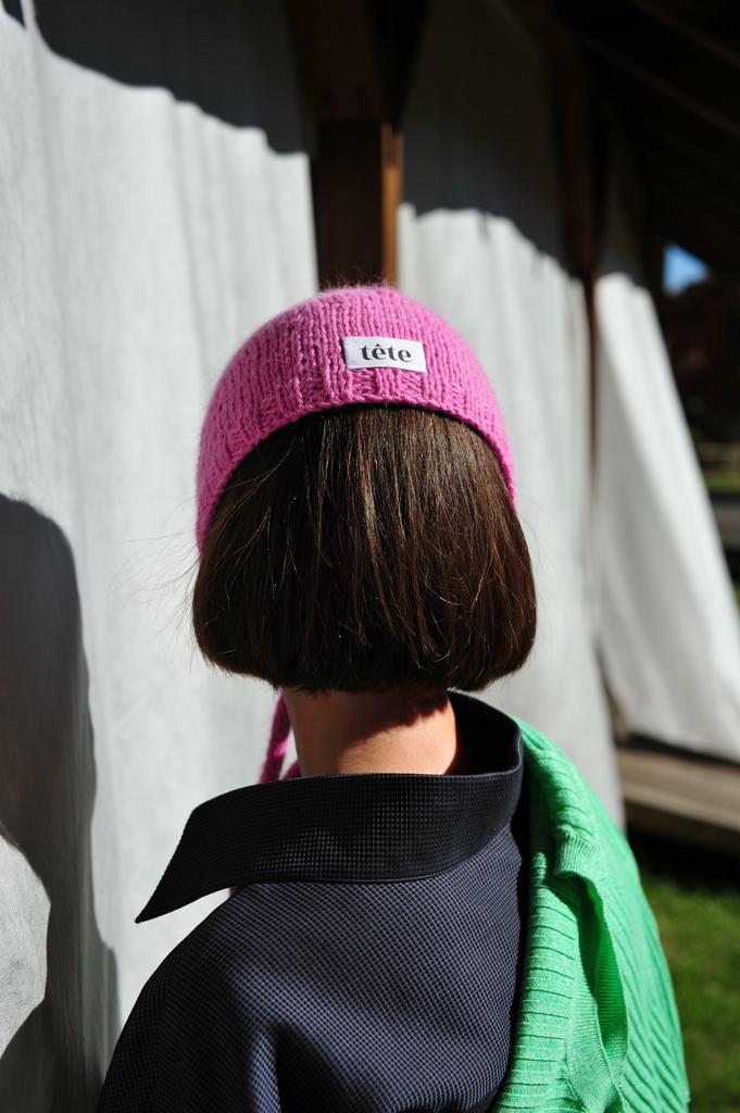 Мини-чепчик малиновый