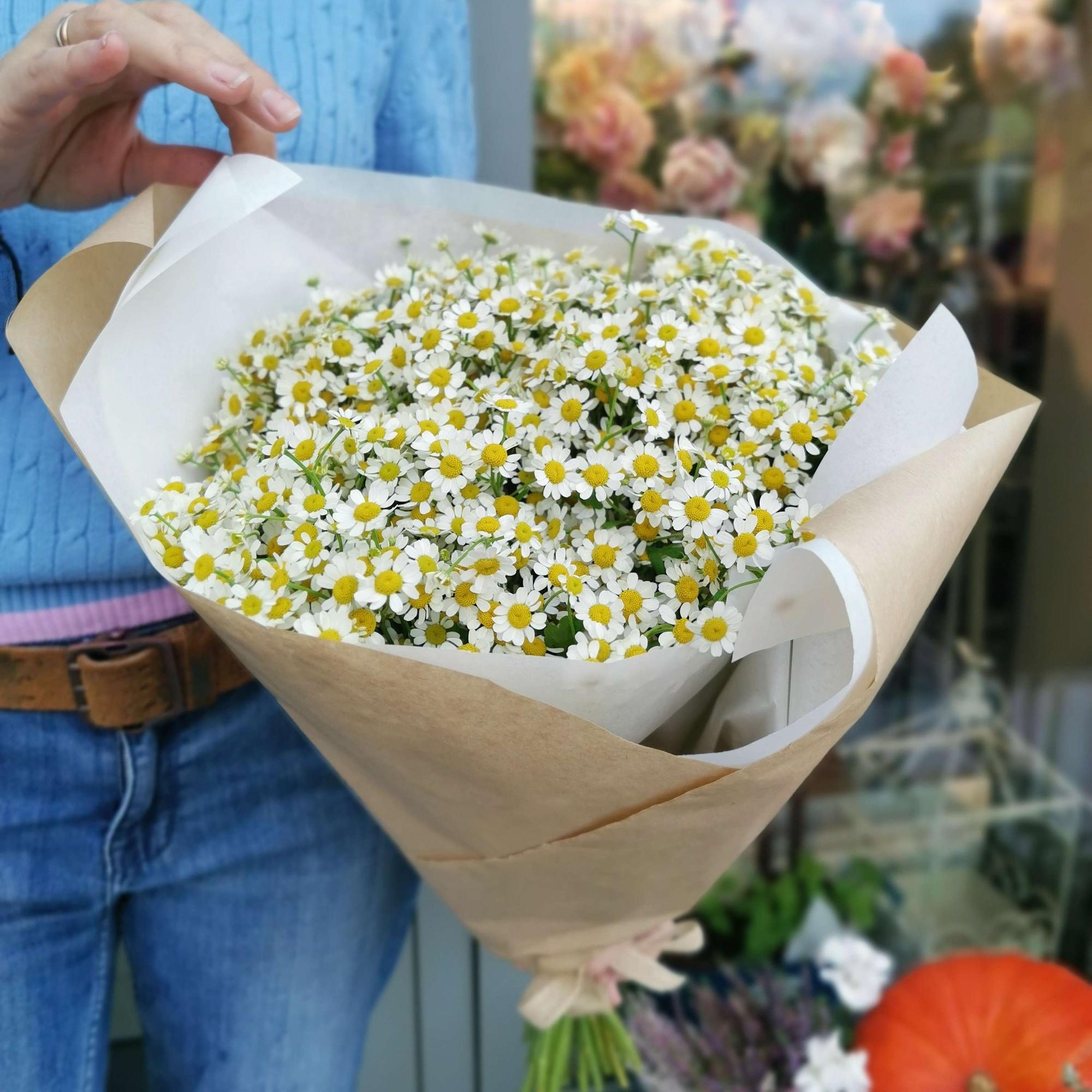 Букет из ромашек с доставкой по Москве