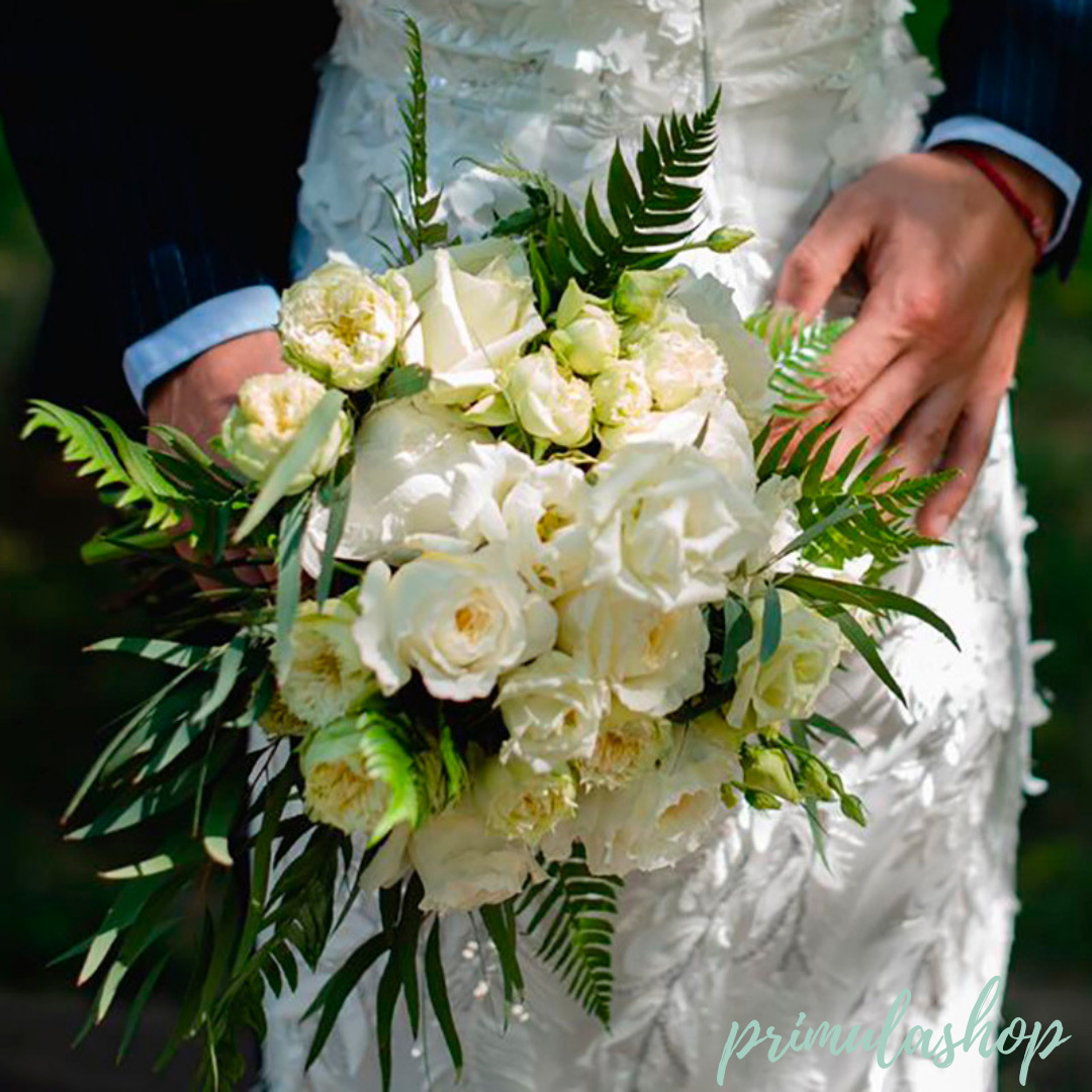 БУКЕТ НЕВЕСТЫ  С БЕЛЫМИ РОЗАМИ