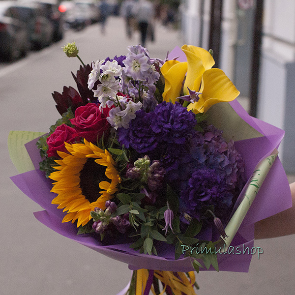 Яркий, контрастный букет с гортензией и каллами, Букет к 1 сентября