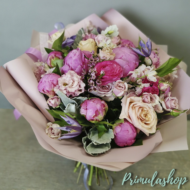 АВТОРСКИЙ ЯРКО-РОЗОВЫЙ БУКЕТ