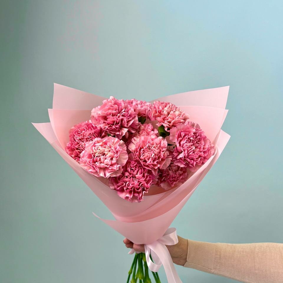 Монобукет из розовых гвоздик