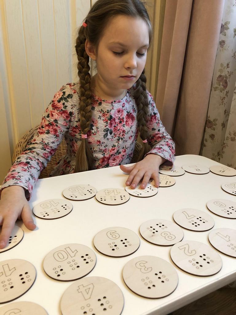 Цифры брайля/ Шрифт Брайль, СенсорикаГейм