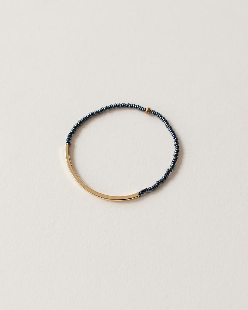 Браслет из бисера