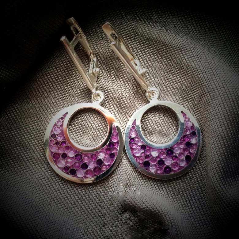 СЕРЬГИ "СИРЕНЕВЫЙ ПОЛУМЕСЯЦ"