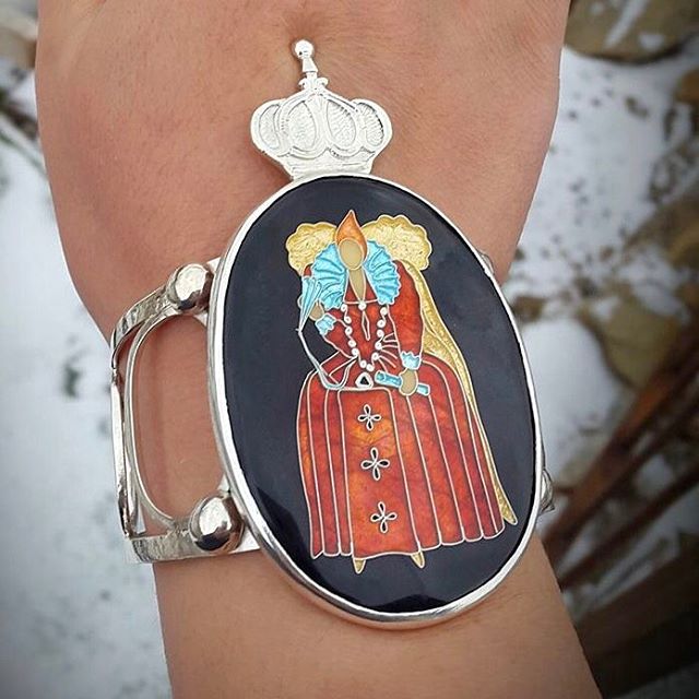 БРАСЛЕТ "КОРОЛЕВА"