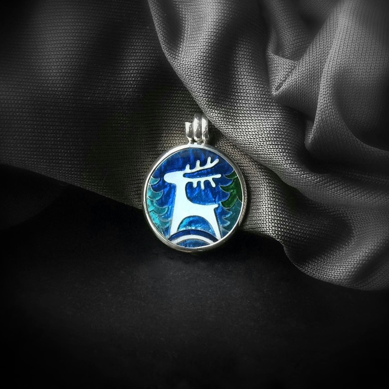 КУЛОН "БЕЛЫЙ ОЛЕНЬ"