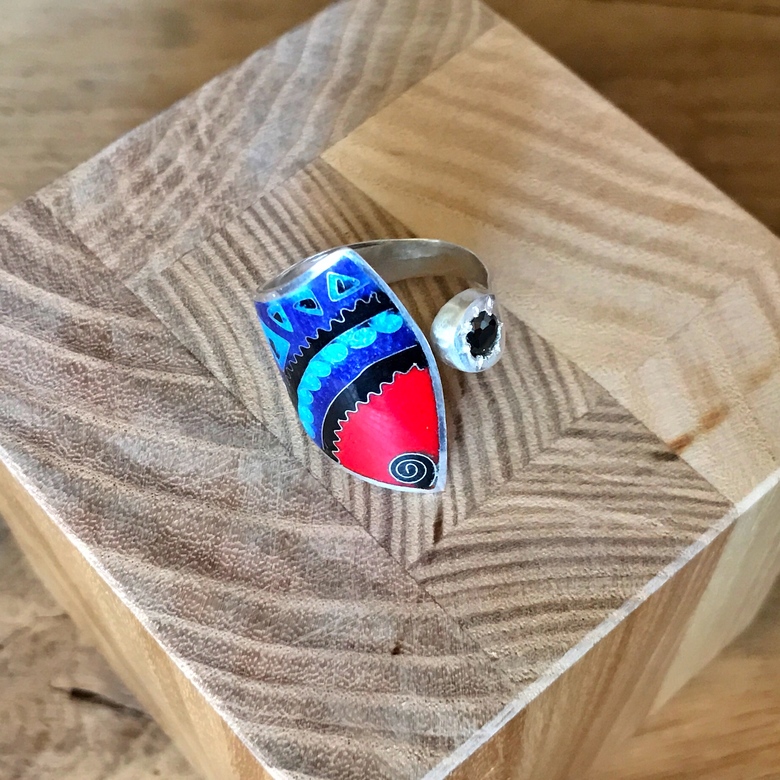 КОЛЬЦО "ПИРАМИДА"