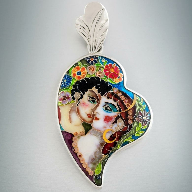 КУЛОН "ЛЮБОВЬ В ЦВЕТАХ"