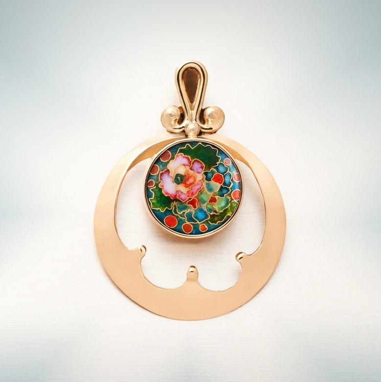 КУЛОН "ПИОН"