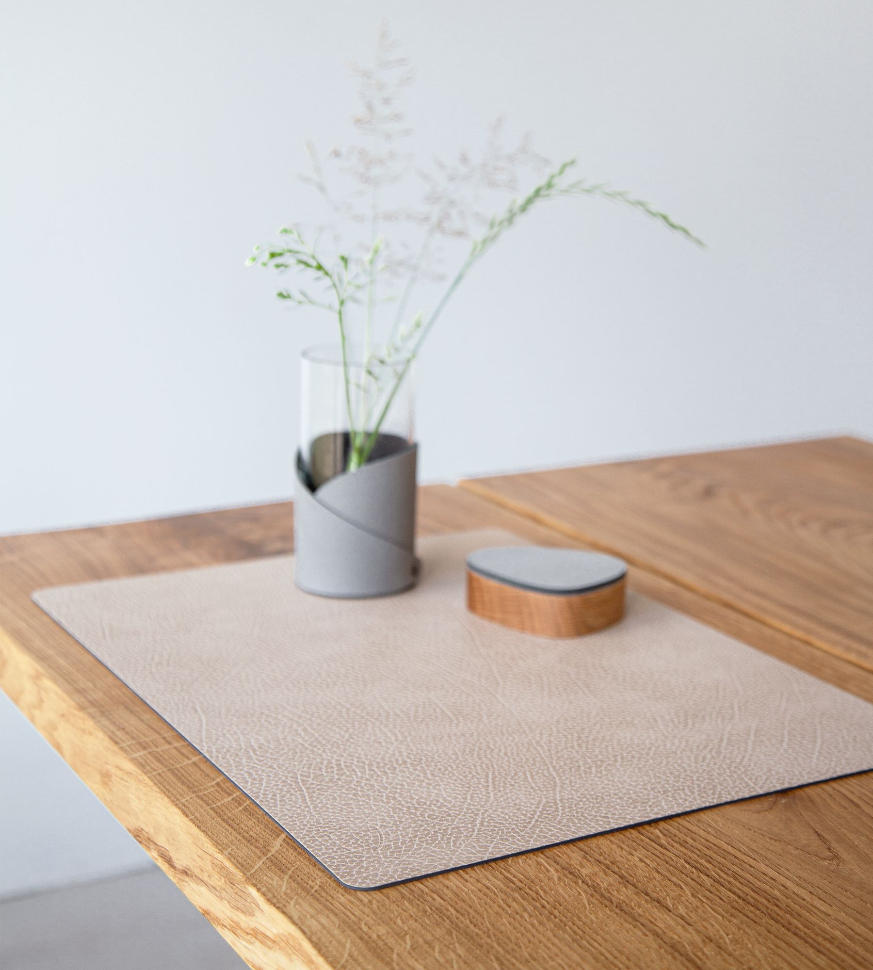 Сервировочная салфетка прямоугольная из кожи 35*45 см (песочная) LINDDNA, Hippo