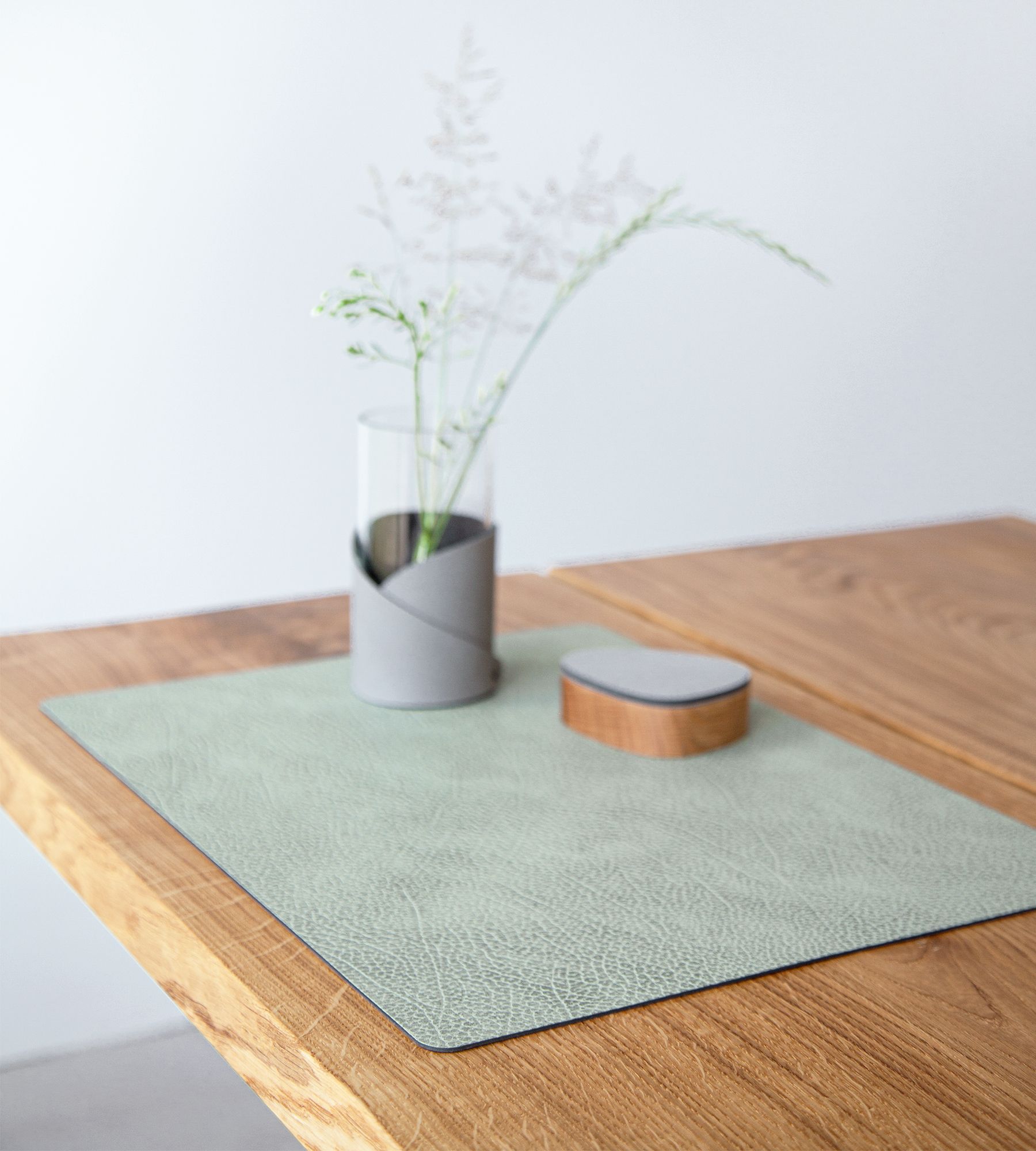 Сервировочная салфетка прямоугольная из кожи 35*45 см (оливковая) LINDDNA, Hippo