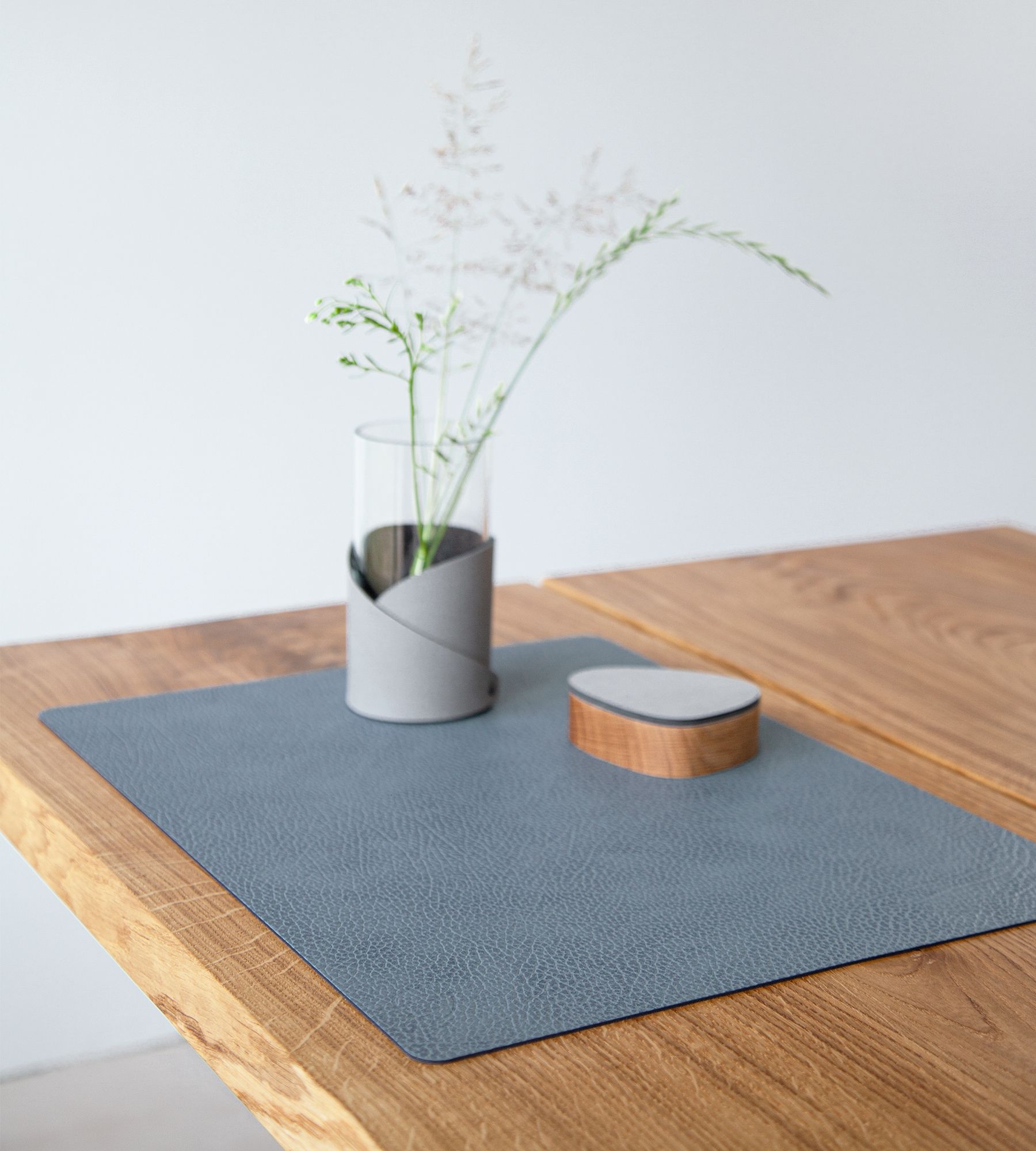 Сервировочная салфетка прямоугольная из кожи 35*45 см (голубая) LINDDNA, Hippo