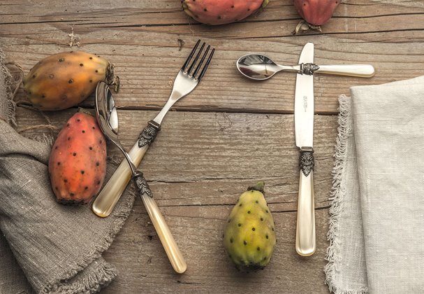 Набор столовых приборов 4 предмета, серия Napoleon, Eme (Италия)