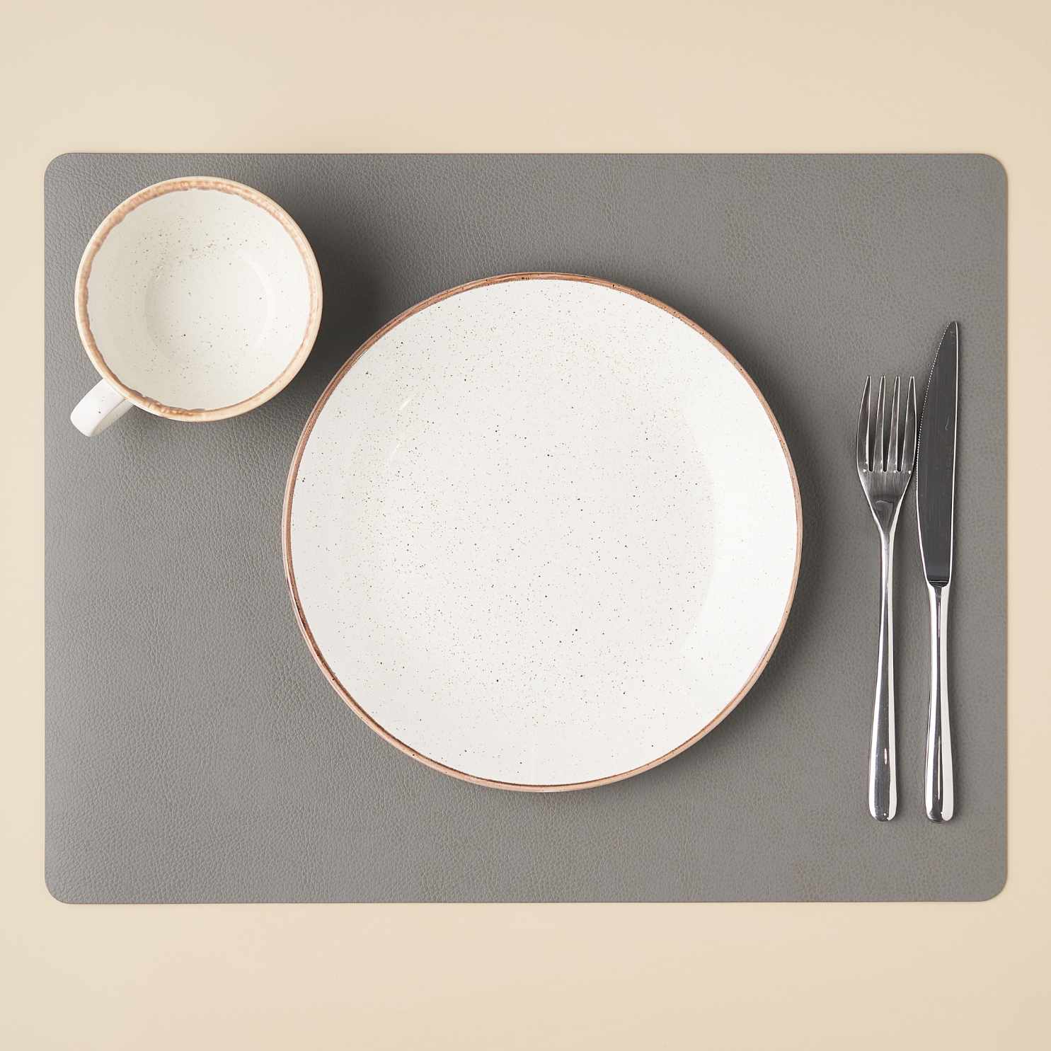 Сервировочная салфетка прямоугольная из кожи 45х35 см (серый) SKINNATUR