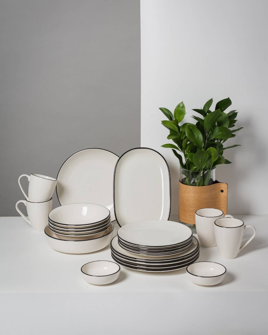 Сервиз ID FINE, серия Modest на 4 персоны/21 предмет, Турция (черная кайма)