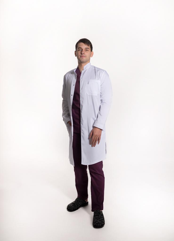 Халат медицинский  мужской "2 кармана". белый