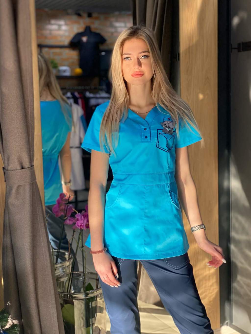 Костюм медицинский женский "Тедди", водолей/т. синий, брюки джоггеры