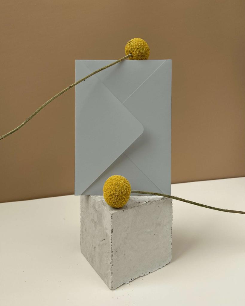 Конверт Серый