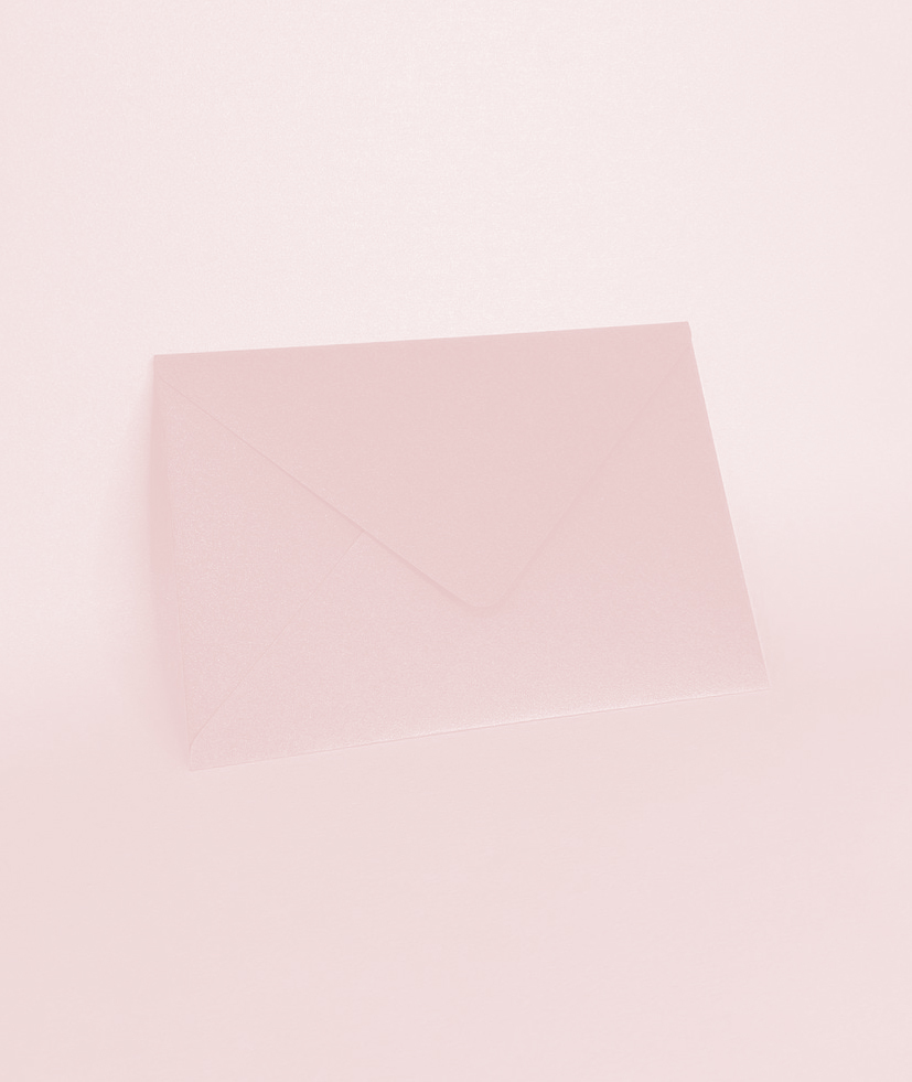 Конверт розовый лепесток