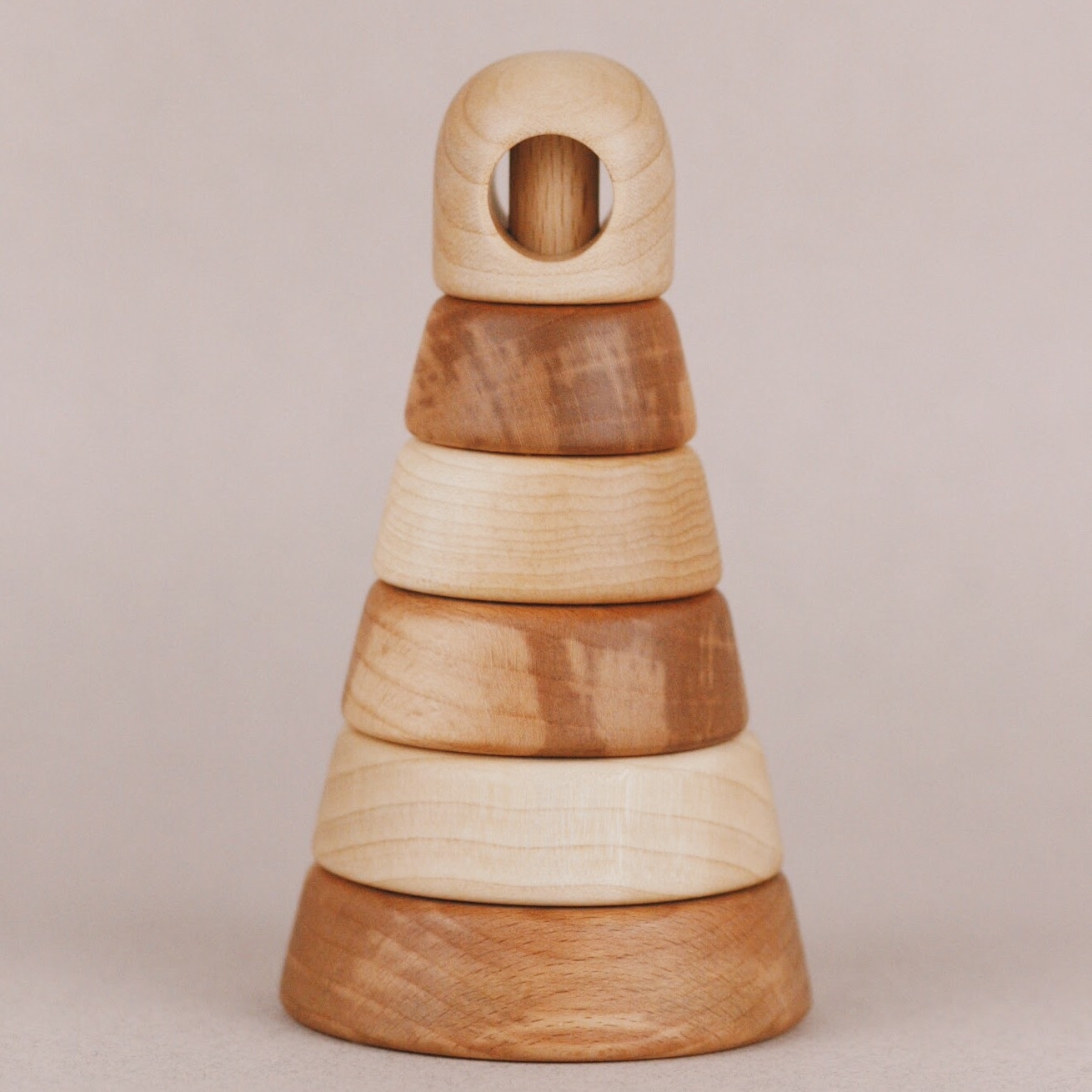 Пирамидка "Маяк"