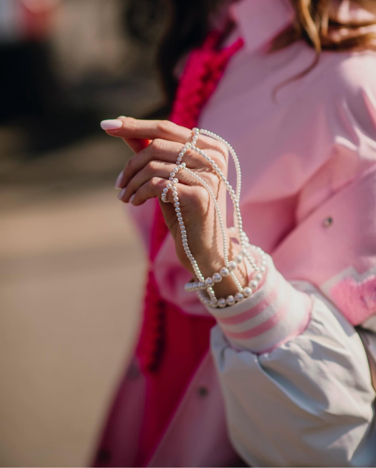 Pearl glove