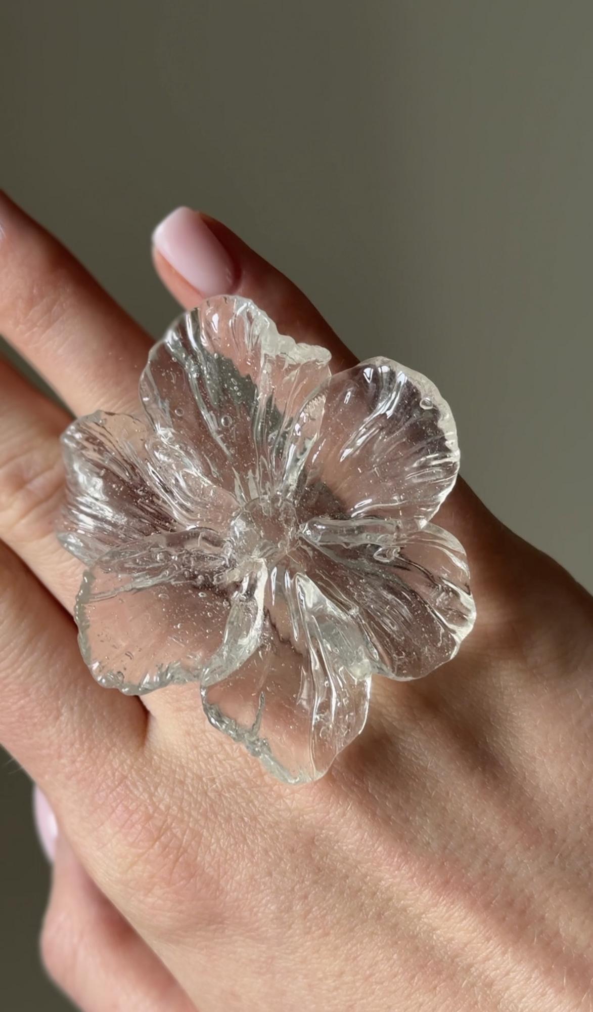 Glass ring