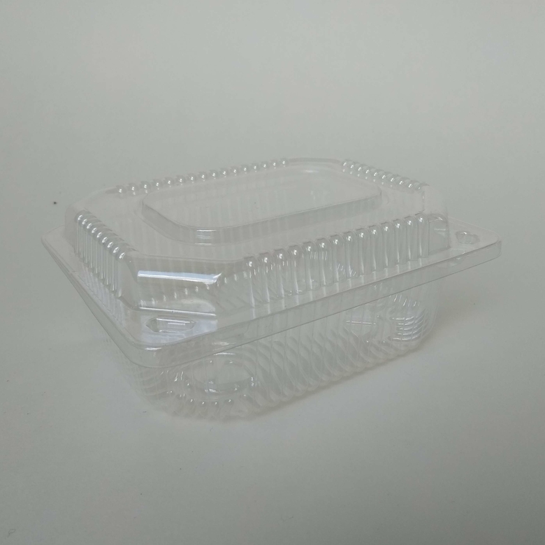 Контейнер УК37Р 570мл (144x113x66 мм), PET, 210 штук/упак.