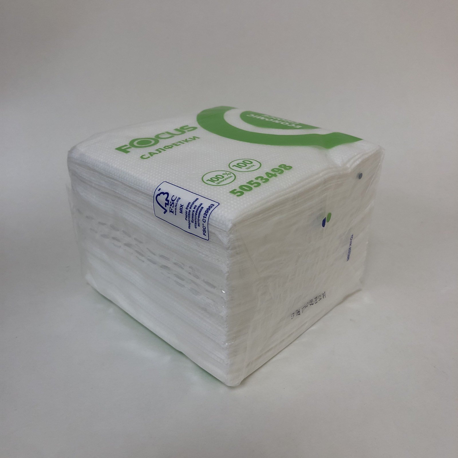 Салфетка бумажная белая с тиснением, 2400 штук/упак (24 пачек по 100 штук).