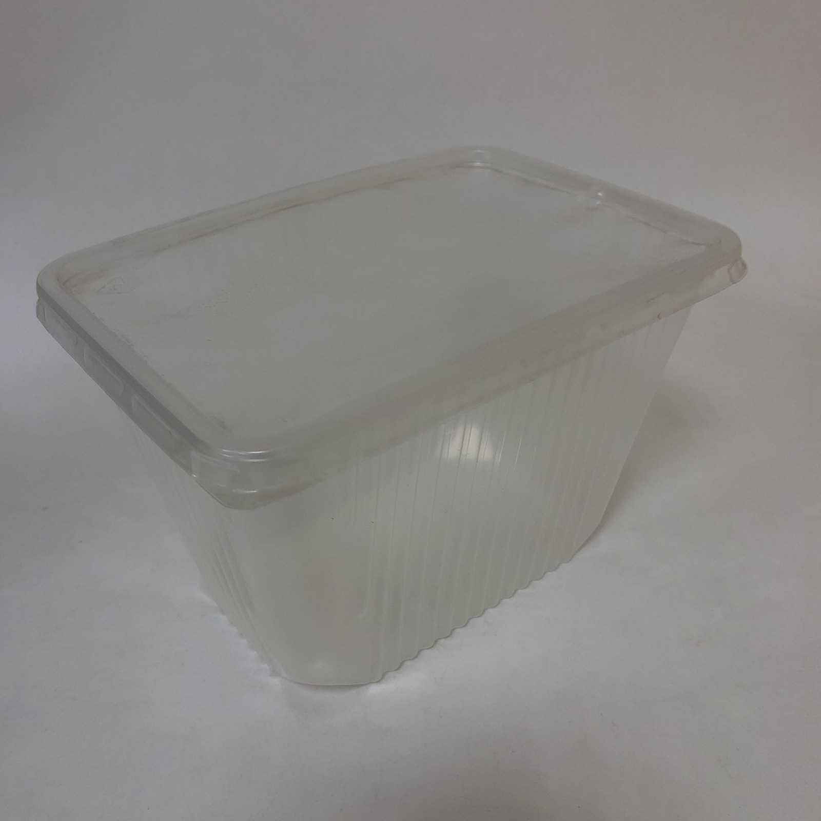 Контейнер  2000 мл с крышкой, прозрачный, 50 штук/упак.