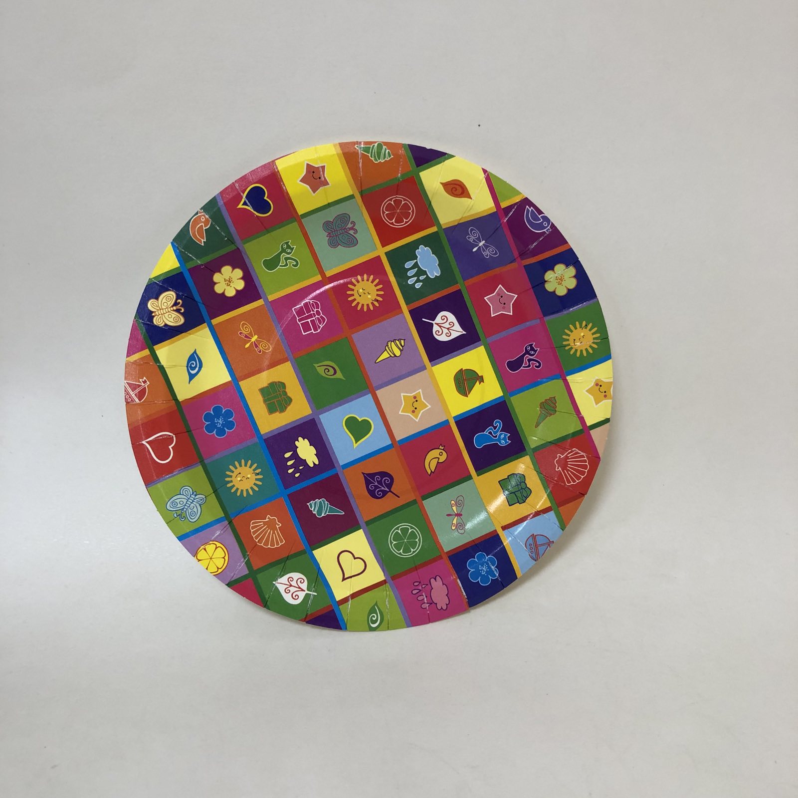 Тарелка бумажная круглая малая 185 мм, ДЕТЯМ  100 штук/упак.