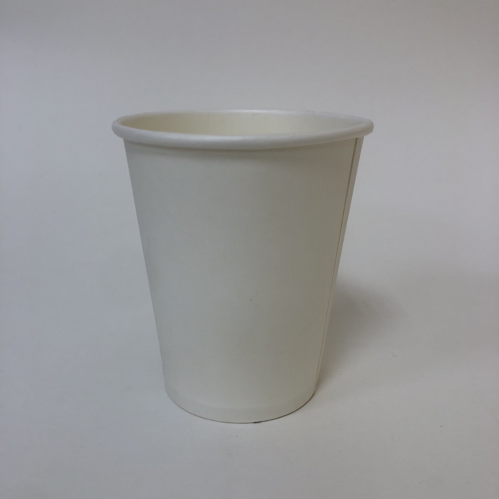 Стакан бумажный 200/225 мл белый, 50 штук/упак.