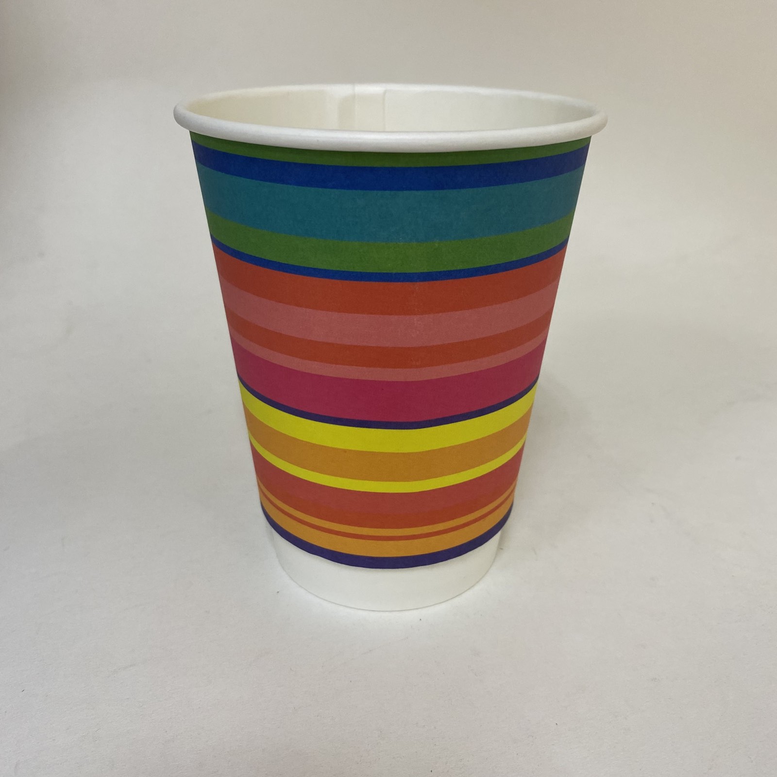 Стакан бумажный 350/400 мл «Полоски», двухслойный, 15 штук/упак.