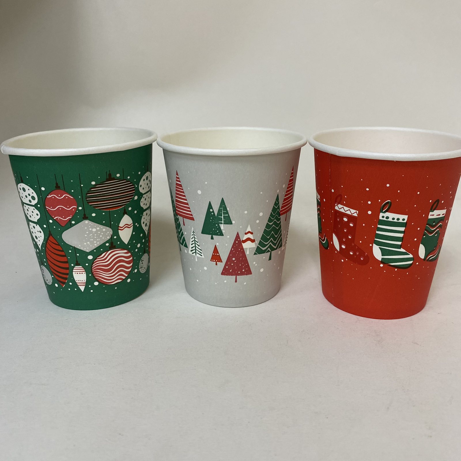 Стакан бумажный "Новогодний Микс" 250/270 мл, ГОРЛОВИНА 79мм, 50 штук/упак